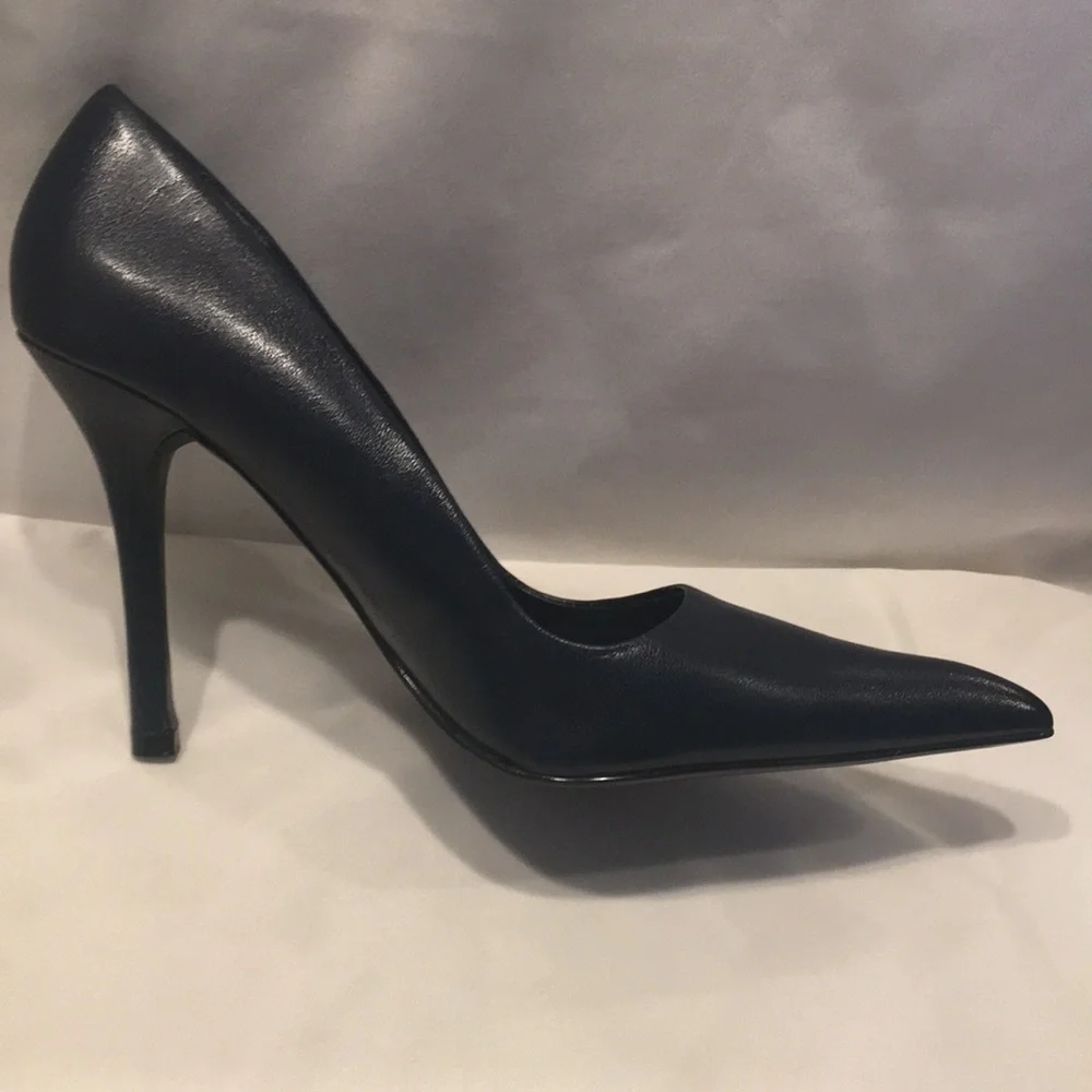 Gabriella Rocha heels - Picture 3 of 7